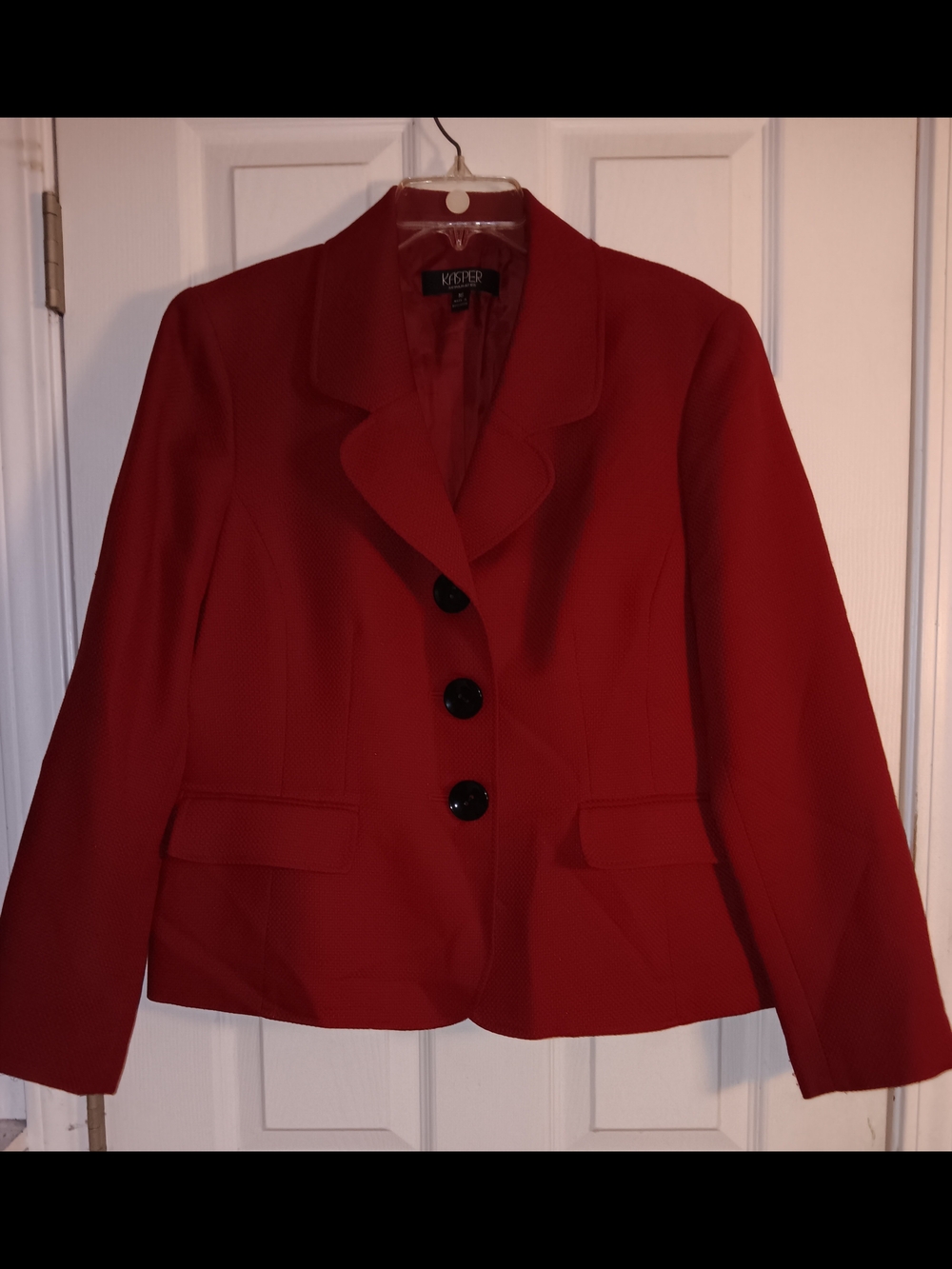 Kasper Women's Red Classic Three-Button Blazer